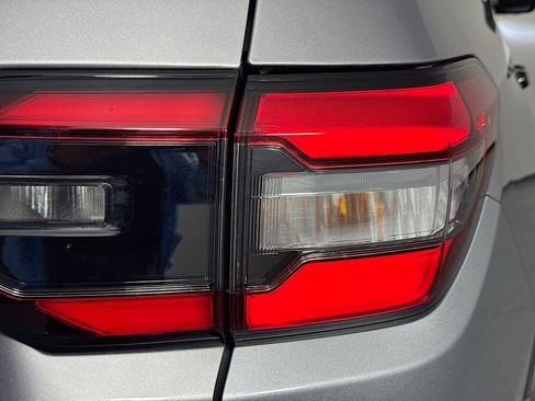 Certified 2024 Honda Pilot TrailSport image 36