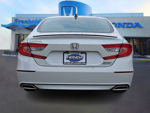 Used 2022 Honda Accord Sport Special Edition image 6