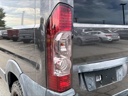 Used 2021 RAM ProMaster 2500 w/ Convenience Group FWD image 38