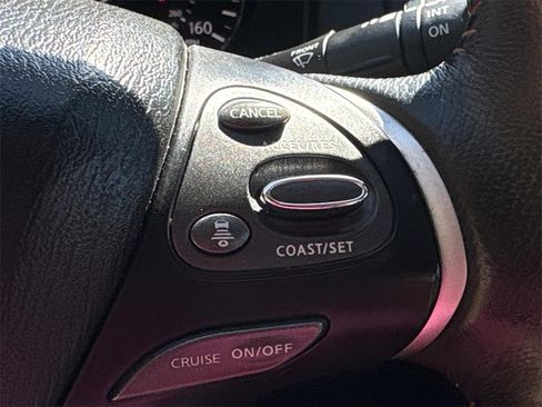 Used 2019 Nissan Pathfinder SL w/ Rock Creek Edition image 24