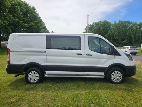 Used 2025 Ford Transit 250 Low Roof w/ Exterior Upgrade Package RWD image 8