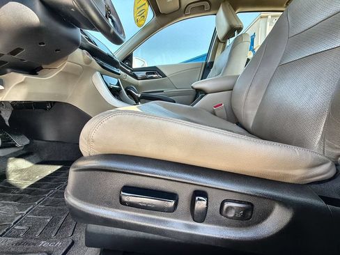 Used 2017 Honda Accord EX-L image 14