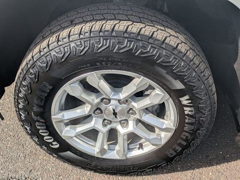 Used 2025 Chevrolet Silverado 1500 RST w/ Convenience Package II image 29