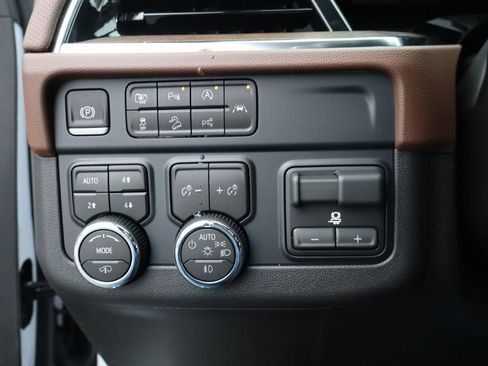 New 2026 Chevrolet Tahoe High Country image 15