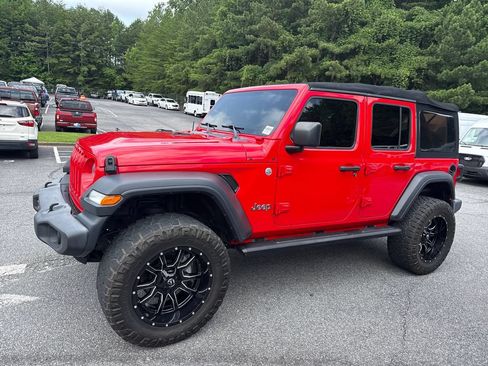 Used 2018 Jeep Wrangler Unlimited Sport S AWD/4WD image 4