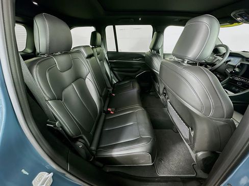 New 2026 Jeep Grand Cherokee Limited AWD/4WD image 34