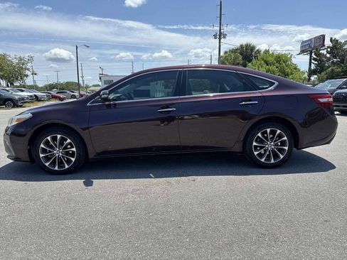 Used 2016 Toyota Avalon XLE FWD image 2