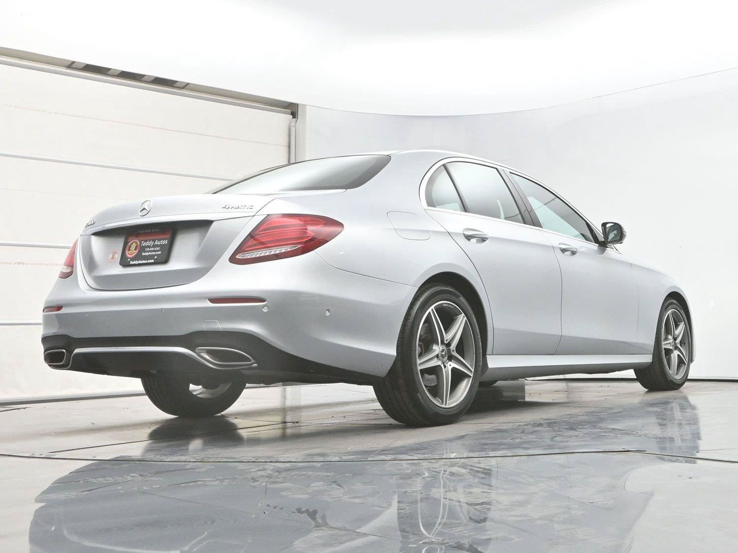 Used 2019 Mercedes-Benz E 300 4MATIC image 34
