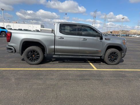 Used 2020 GMC Sierra 1500 AT4 w/ AT4 Premium Package image 7