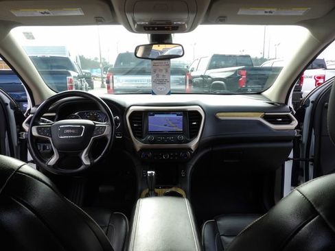 Used 2019 GMC Acadia Denali image 14