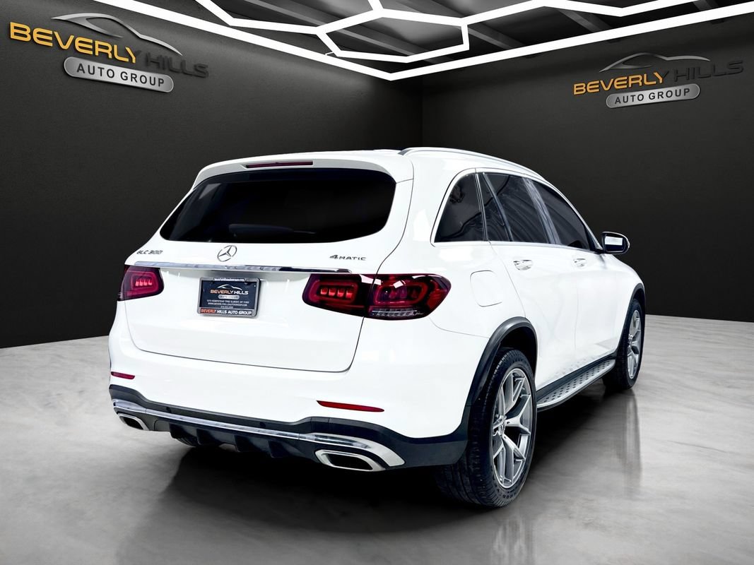 Used 2020 Mercedes-Benz GLC 300 4MATIC image 5