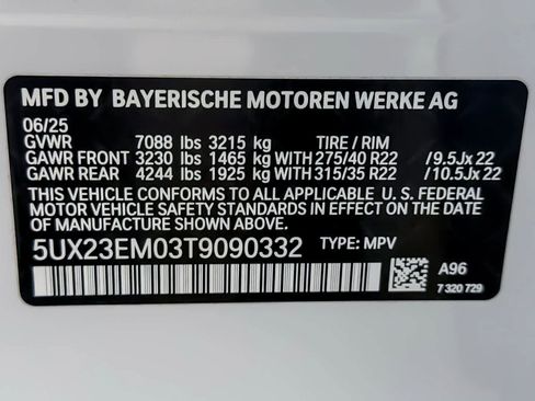 Used 2026 BMW X7 xDrive40i w/ M Sport Package image 29