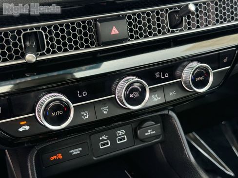 Certified 2024 Honda Civic Touring image 24