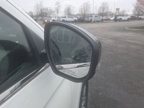 Used 2025 Ford Expedition Active image 4