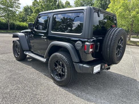 Used 2024 Jeep Wrangler Sport AWD/4WD image 5