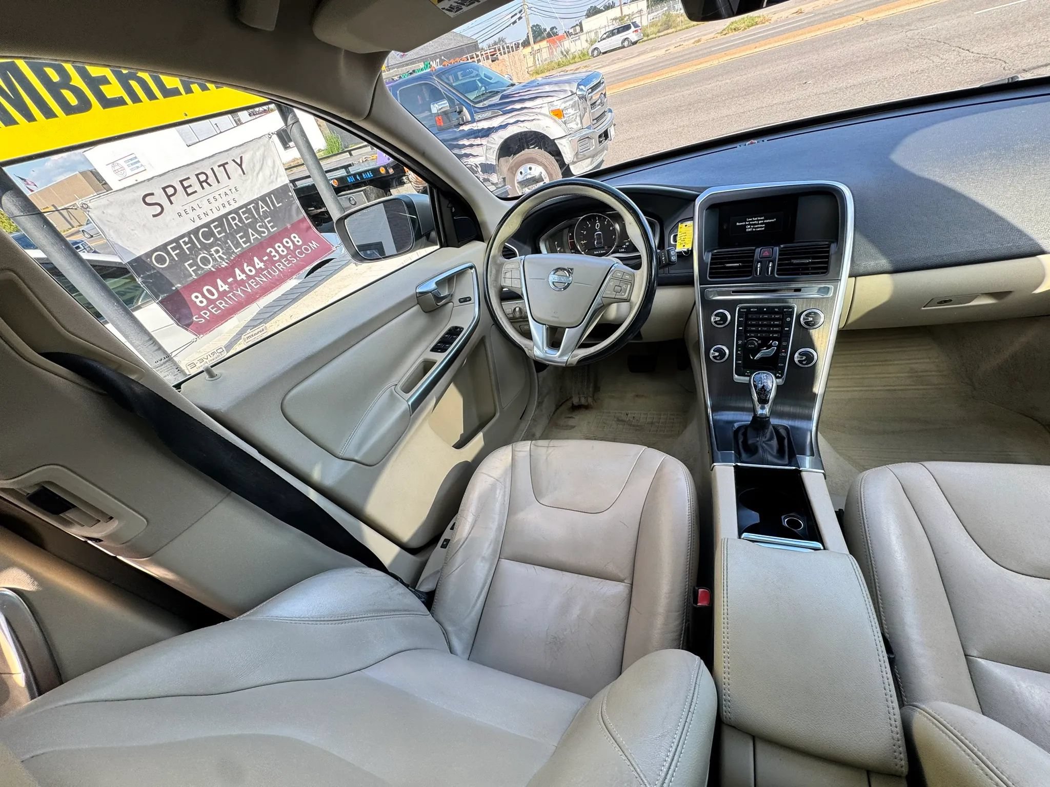 Used 2015 Volvo XC60 T5 Premier FWD image 25