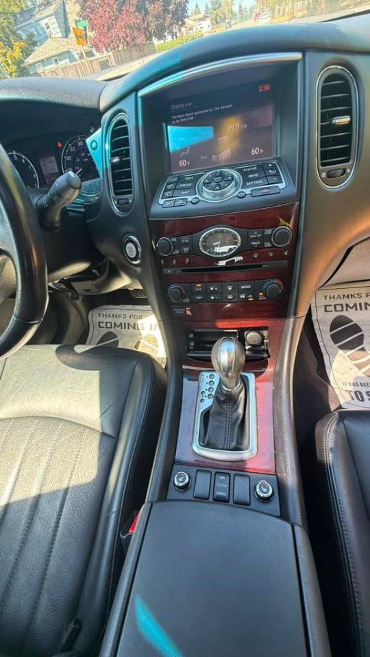 Used 2016 INFINITI QX50 AWD w/ Premium Plus Package image 9