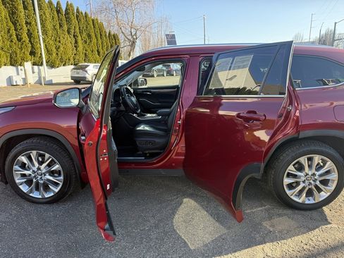 Used 2020 Toyota Highlander Limited image 22