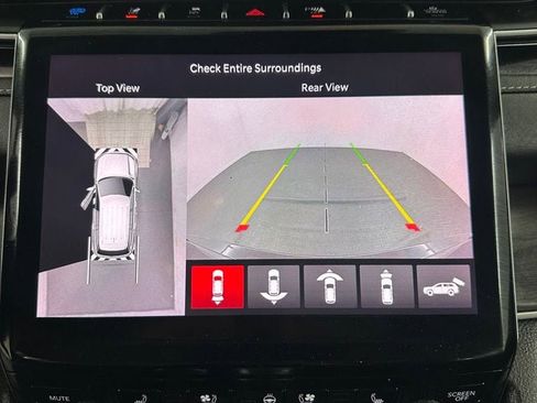 Used 2022 Jeep Grand Cherokee Limited 4xe w/ Luxury Tech Group II AWD/4WD image 23