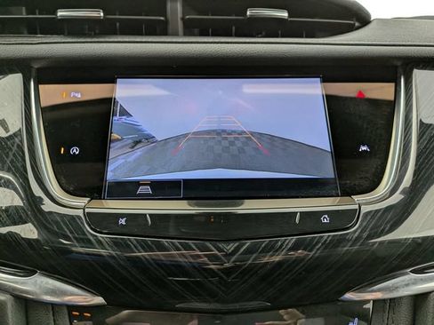 Certified 2023 Cadillac XT6 Premium Luxury w/ LPO, Floor Liner Package AWD/4WD image 8