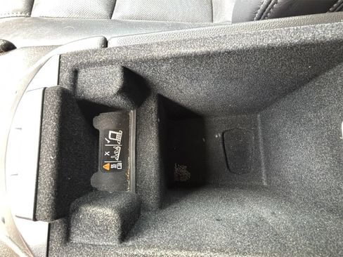 Used 2019 Cadillac XT5 Luxury image 21