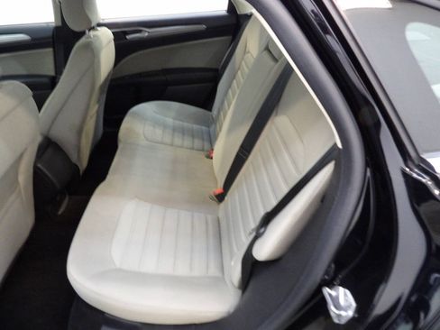 Used 2018 Ford Fusion S FWD image 10