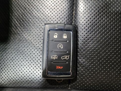 Used 2022 Jeep Wagoneer Series II w/ Convenience Group I AWD/4WD image 32
