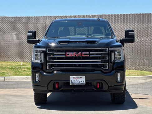 Certified 2022 GMC Sierra 2500 AT4 w/ AT4 Preferred Package AWD/4WD image 9