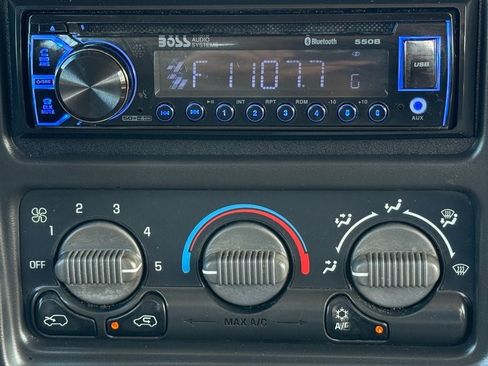 Used 1999 Chevrolet Silverado 1500 LS RWD image 24