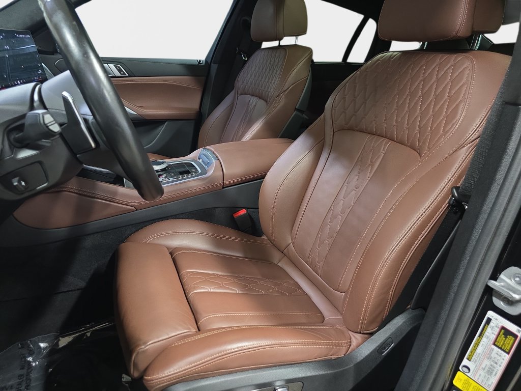 Used 2024 BMW X6 xDrive40i w/ Executive Package AWD/4WD image 17
