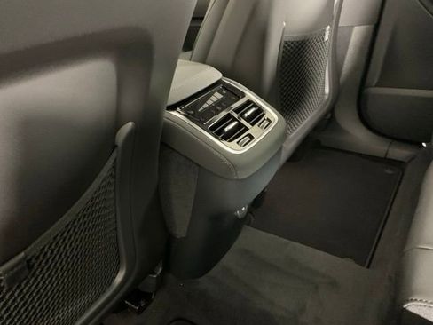 New 2026 Volvo XC90 B5 Plus w/ Protection Package Premier image 17