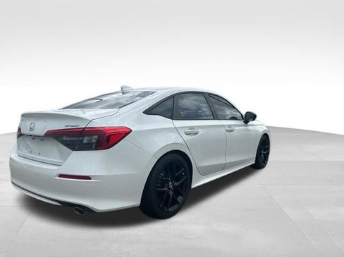 Used 2022 Honda Civic Sport image 6