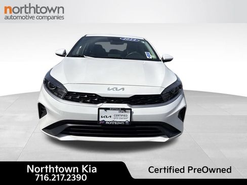 Certified 2024 Kia Forte LXS FWD image 3