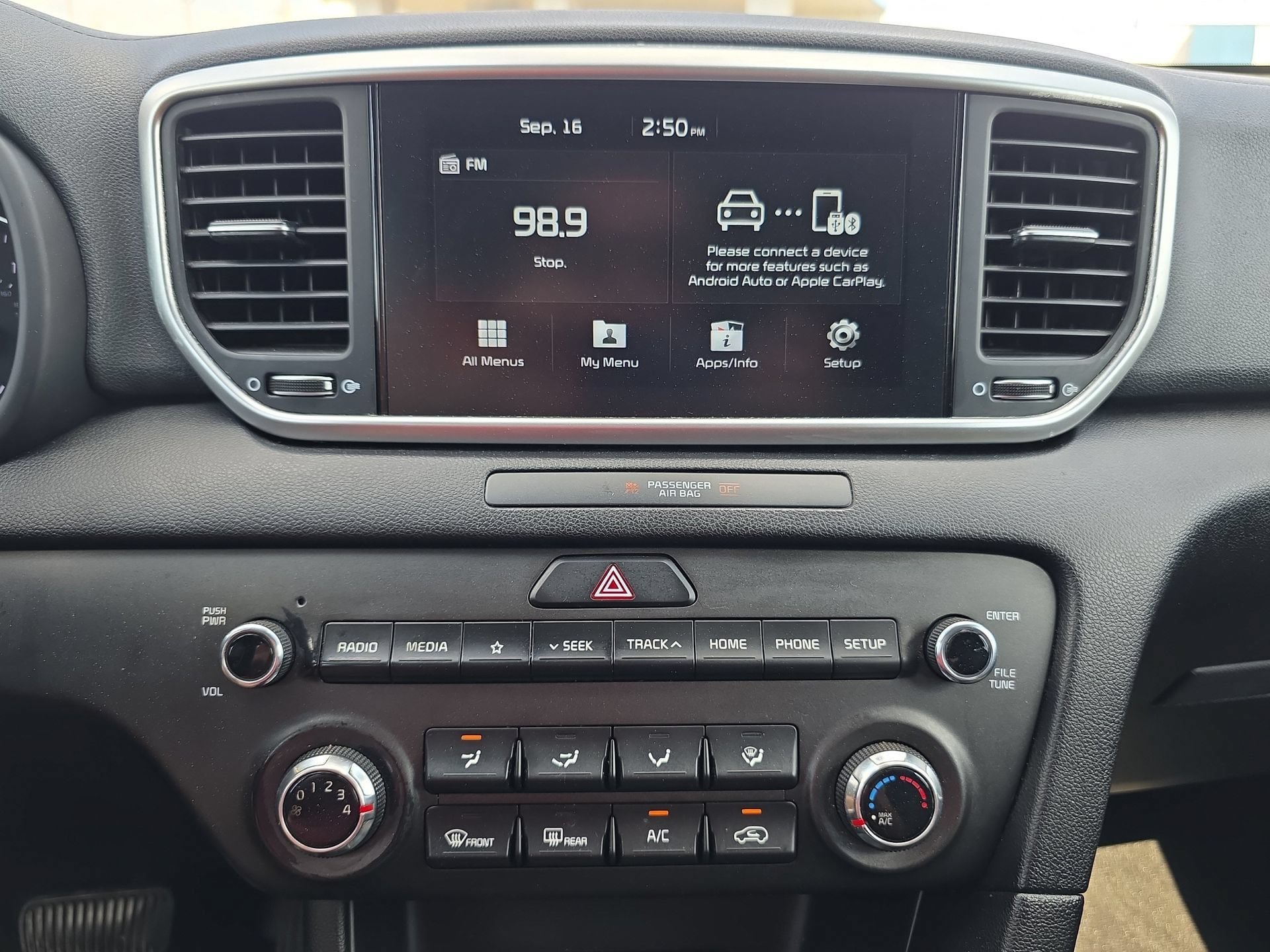 Used 2022 Kia Sportage LX FWD image 23