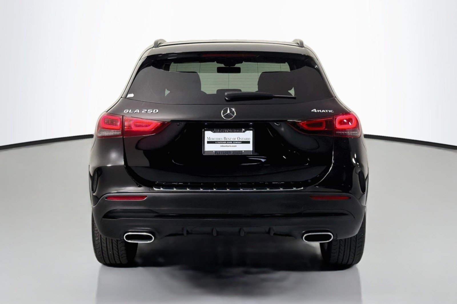 Certified 2021 Mercedes-Benz GLA 250 4MATIC w/ AMG Line Exterior image 3