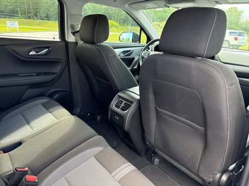 Used 2024 Chevrolet Blazer LT w/ Convenience Package FWD image 14