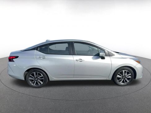 Used 2025 Nissan Versa SV FWD image 16