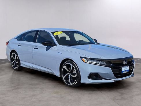 Certified 2022 Honda Accord Sport image 3