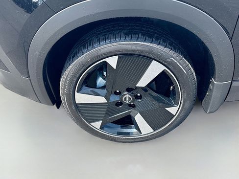 Used 2026 Nissan Kicks SR FWD image 31