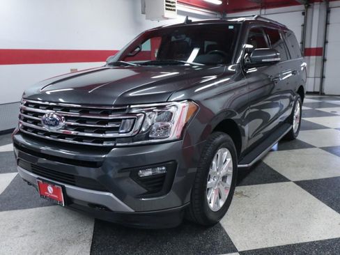 Used 2021 Ford Expedition XLT AWD/4WD image 5