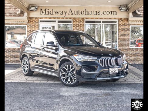 Used 2021 BMW X1 sDrive28i w/ Convenience Package FWD image 3