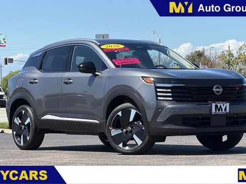 New 2026 Nissan Kicks SR FWD image 1