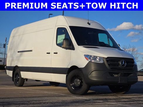 New 2025 Mercedes-Benz Sprinter 2500 image 2