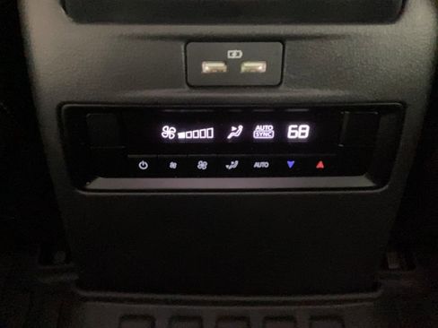 Used 2024 MAZDA CX-90 3.3 Turbo w/ Select Package image 20