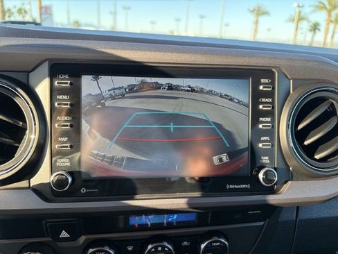 Certified 2022 Toyota Tacoma TRD Off-Road w/ Technology Package image 21