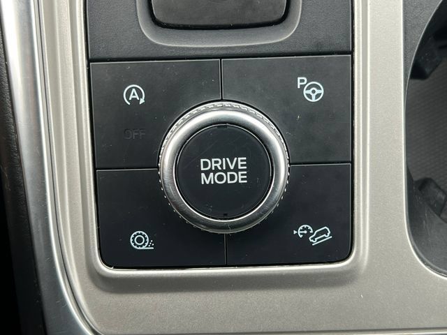 Used 2021 Ford Explorer Platinum w/ Equipment Group 601A AWD/4WD image 31