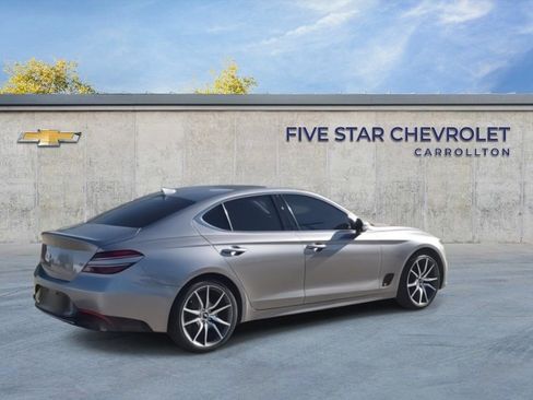 Used 2022 Genesis G70 2.0T w/ Prestige Package image 9