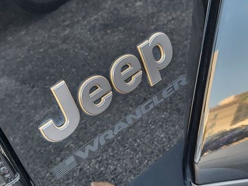 Used 2023 Jeep Wrangler Unlimited Rubicon 392 w/ Trailer Tow Package image 9