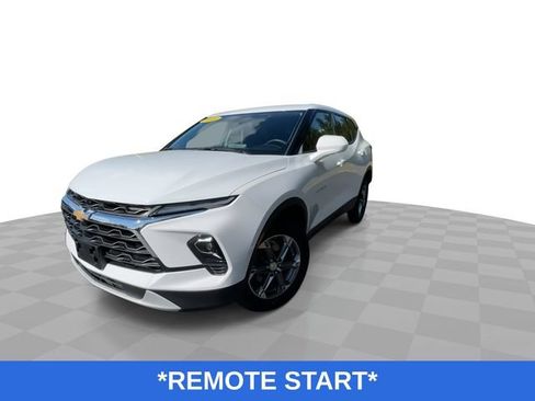 Used 2025 Chevrolet Blazer LT image 5