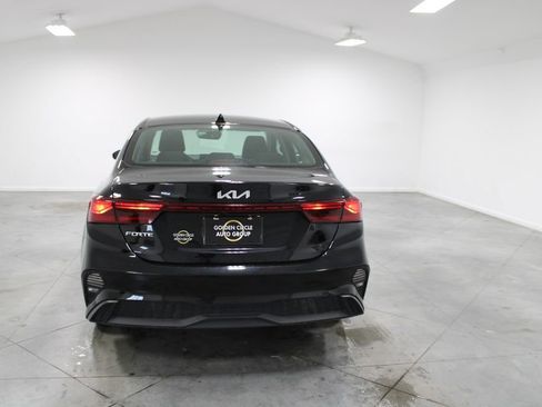 Used 2024 Kia Forte LXS FWD image 8